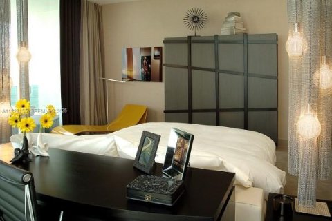 Купить кондоминиум в Санни-Айлс-Бич, Флорида 3 спальни, 257.15м2, № 1988290 - фото 10