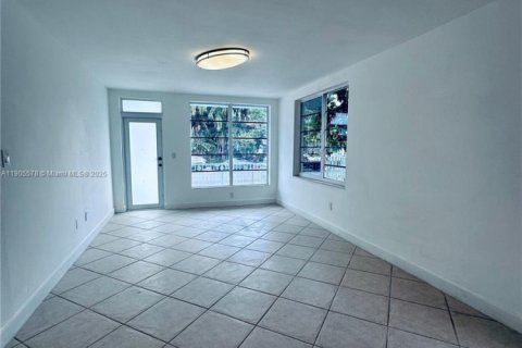 Купить кондоминиум в Майами-Бич, Флорида 1 спальня, 65.03м2, № 2012915 - фото 12