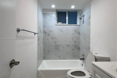 Купить кондоминиум в Майами-Бич, Флорида 1 спальня, 65.03м2, № 2012915 - фото 6