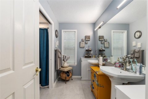 House in Ocala, Florida 4 bedrooms, 220.27 sq.m. № 2201381 - photo 16