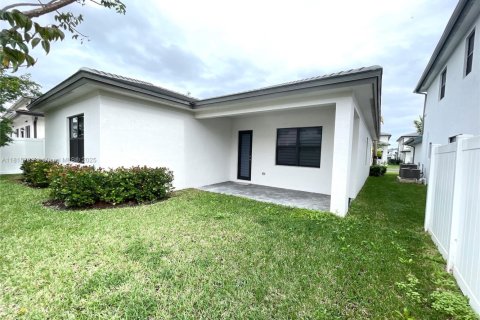 Снять в аренду виллу или дом в Мирамар, Флорида 3 спальни, 190.17м2, № 1942735 - фото 6