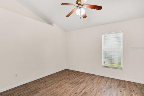 House in Vero Beach, Florida 3 bedrooms, 174.1 sq.m. № 1847390 - photo 15