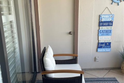 Condominio en alquiler en Saint Petersburg, Florida, 2 dormitorios, 82.68 m2 № 1144638 - foto 18