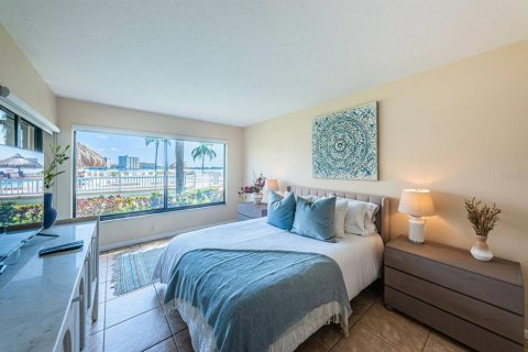 Condominio en alquiler en Saint Petersburg, Florida, 2 dormitorios, 82.68 m2 № 1144638 - foto 12