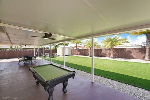 Casa en venta en Hialeah, Florida, 4 dormitorios, 142.05 m2 № 2044966 - foto 26