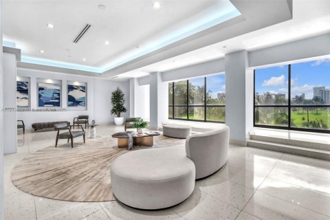 Купить кондоминиум в Авентура, Флорида 2 спальни, 128.02м2, № 1936224 - фото 3