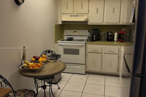 Купить кондоминиум в Авентура, Флорида 2 спальни, 128.02м2, № 1936224 - фото 14