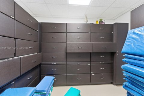 Immobilier commercial à vendre à Hialeah, Floride № 2008405 - photo 30