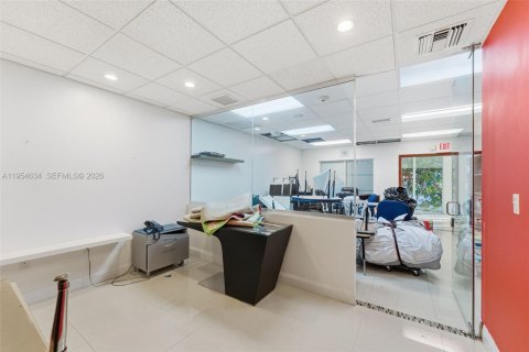 Immobilier commercial à vendre à Hialeah, Floride № 2008405 - photo 29