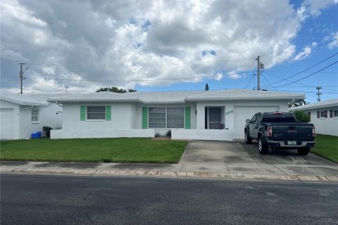 Copropriété à vendre à Pinellas Park, Floride: 2 chambres, 148.46 m2 № 1885526 - photo 15