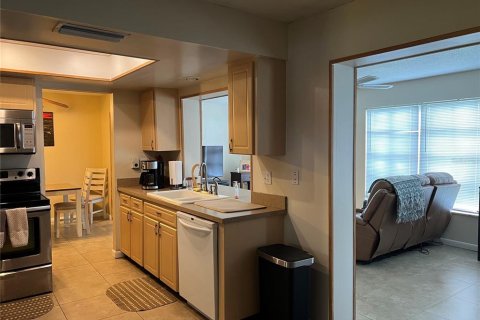Copropriété à vendre à Pinellas Park, Floride: 2 chambres, 148.46 m2 № 1885526 - photo 13