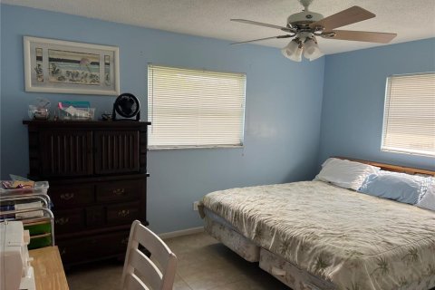 Copropriété à vendre à Pinellas Park, Floride: 2 chambres, 148.46 m2 № 1885526 - photo 9