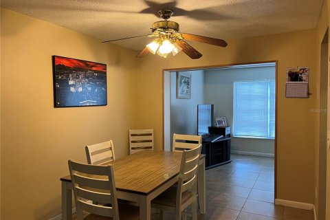Copropriété à vendre à Pinellas Park, Floride: 2 chambres, 148.46 m2 № 1885526 - photo 6