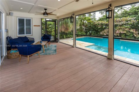 Villa ou maison à vendre à Hollywood, Floride: 4 chambres, 237.55 m2 № 2005067 - photo 3