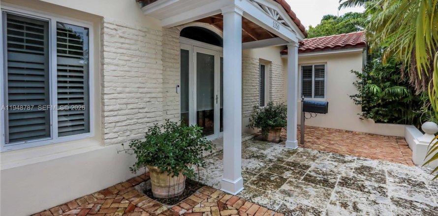 Villa ou maison à Hollywood, Floride 4 chambres, 237.55 m2 № 2005067