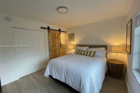 Снять в аренду квартиру в Норт-Майами-Бич, Флорида 2 спальни, 90.12м2, № 2034787 - фото 11