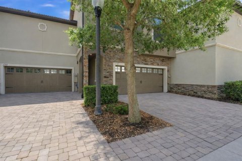 Townhouse in Davenport, Florida 4 bedrooms, 241.17 sq.m. № 2206668 - photo 2