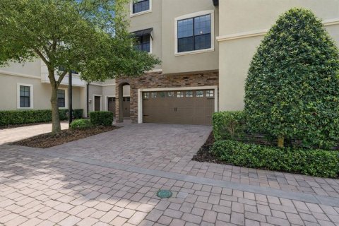 Townhouse in Davenport, Florida 4 bedrooms, 241.17 sq.m. № 2206668