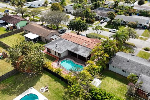 Купить виллу или дом в Пальметто-Бей, Флорида 3 спальни, 182.46м2, № 2028018 - фото 8