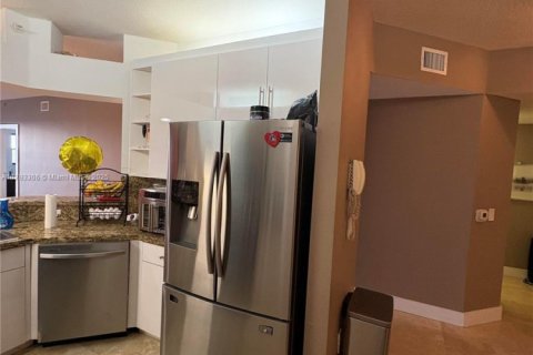 Купить кондоминиум в Дорал, Флорида 3 спальни, 157.93м2, № 1660301 - фото 6
