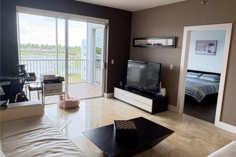 Купить кондоминиум в Дорал, Флорида 3 спальни, 157.93м2, № 1660301 - фото 11