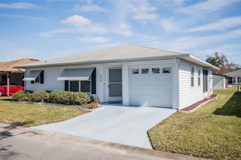 House in Lakeland, Florida 2 bedrooms, 100.15 sq.m. № 1516125 - photo 2