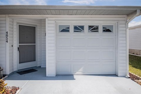 House in Lakeland, Florida 2 bedrooms, 100.15 sq.m. № 1516125 - photo 4