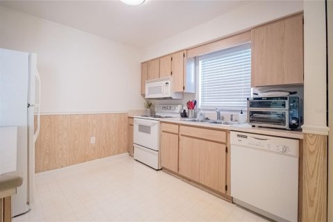 House in Lakeland, Florida 2 bedrooms, 100.15 sq.m. № 1516125 - photo 18