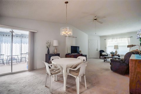 House in Lakeland, Florida 2 bedrooms, 100.15 sq.m. № 1516125 - photo 11