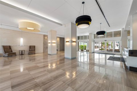 Copropriété à louer à Sunny Isles Beach, Floride: 2 chambres, 126.07 m2 № 2038135 - photo 21