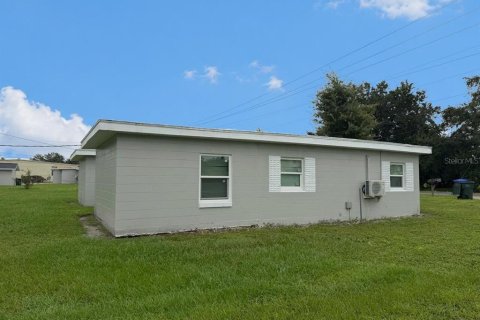 Immobilier commercial à vendre à Lakeland, Floride: 4 chambres, 122.63 m2 № 2405002 - photo 11