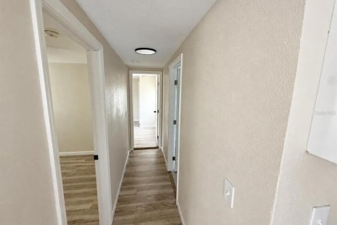 Immobilier commercial à vendre à Lakeland, Floride: 4 chambres, 122.63 m2 № 2405002 - photo 7