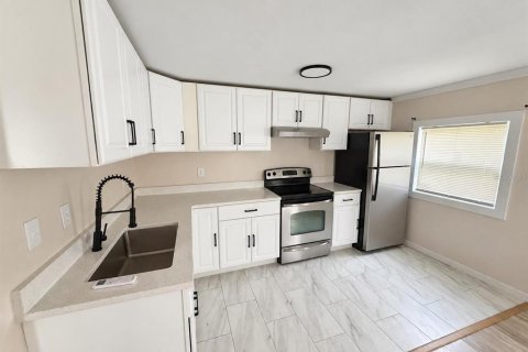 Immobilier commercial à vendre à Lakeland, Floride: 4 chambres, 122.63 m2 № 2405002 - photo 5