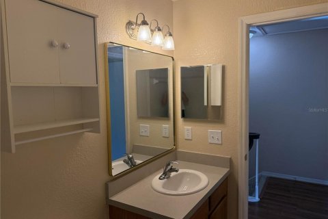 Adosado en venta en Dade City, Florida, 2 dormitorios, 89 m2 № 1900701 - foto 12