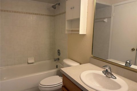 Adosado en venta en Dade City, Florida, 2 dormitorios, 89 m2 № 1900701 - foto 11