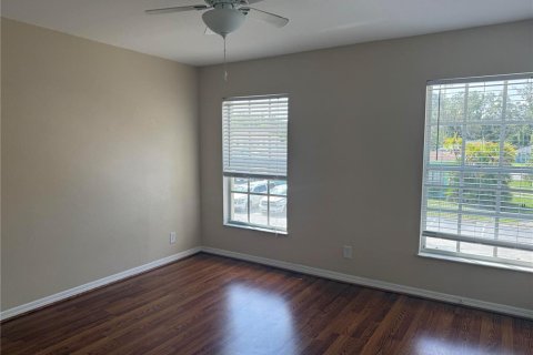 Adosado en venta en Dade City, Florida, 2 dormitorios, 89 m2 № 1900701 - foto 10