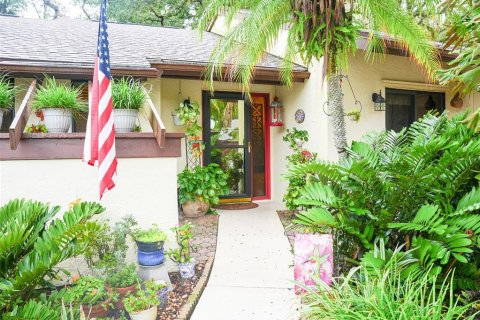 Villa ou maison à vendre à Palm Harbor, Floride: 2 chambres, 104.05 m2 № 1914624 - photo 1