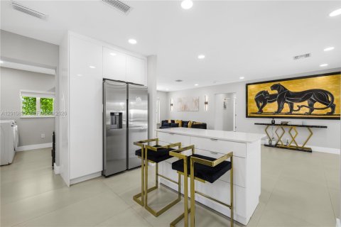 Villa ou maison à vendre à Hollywood, Floride: 3 chambres, 135.64 m2 № 2073728 - photo 26