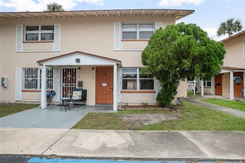 Touwnhouse à South Daytona, Floride 2 chambres, 89.19 m2 № 2112925
