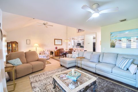 Townhouse in Hobe Sound, Florida 3 bedrooms, 174.19 sq.m. № 2260944