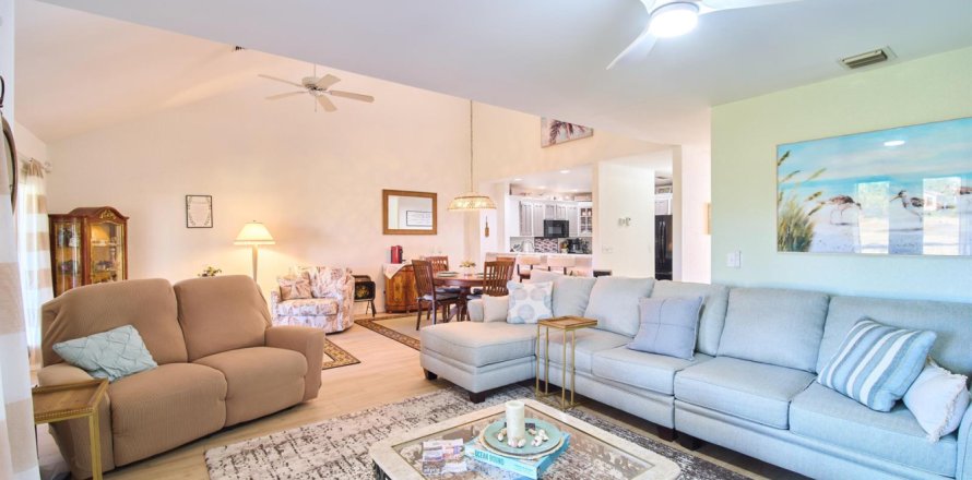 Townhouse in Hobe Sound, Florida 3 bedrooms, 174.19 sq.m. № 2260944