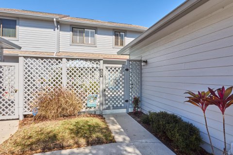 Townhouse in Hobe Sound, Florida 3 bedrooms, 174.19 sq.m. № 2260944 - photo 4