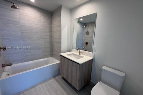 Condominio en alquiler en Miami, Florida, 2 dormitorios, 96.71 m2 № 2072828 - foto 23