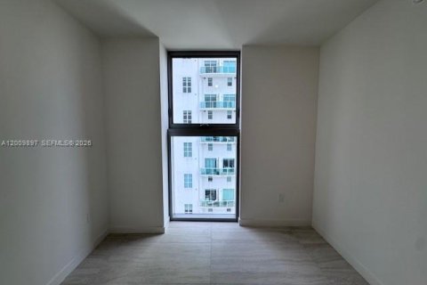 Condominio en alquiler en Miami, Florida, 2 dormitorios, 96.71 m2 № 2072828 - foto 20