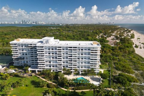 Condominio en venta en Key Biscayne, Florida, 1 dormitorio, 78.04 m2 № 2060448 - foto 26