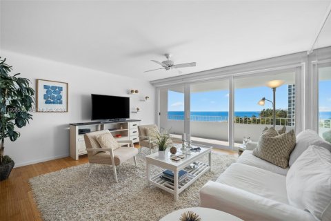 Condominio en Key Biscayne, Florida, 1 dormitorio  № 2060448