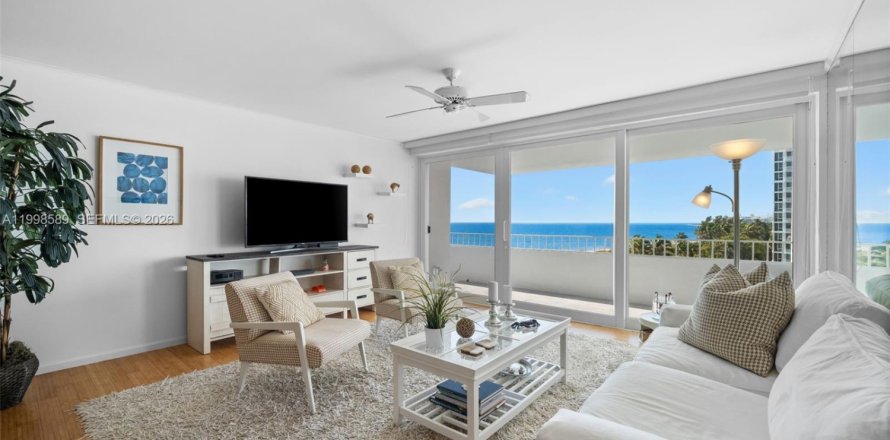 Condominio en Key Biscayne, Florida, 1 dormitorio № 2060448