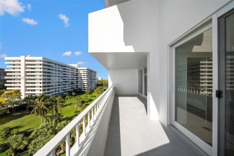 Condominio en venta en Key Biscayne, Florida, 1 dormitorio, 78.04 m2 № 2060448 - foto 19