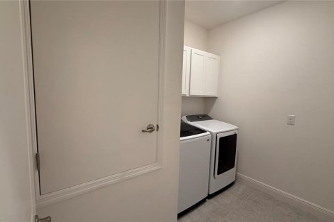 House in Gainesville, Florida 4 bedrooms, 199.83 sq.m. № 2338952 - photo 12