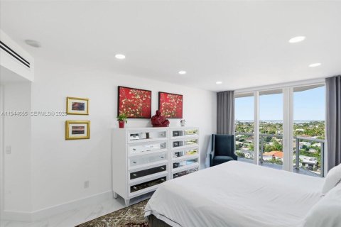 Купить кондоминиум в Серфсайд, Флорида 3 спальни, 157м2, № 2001461 - фото 13